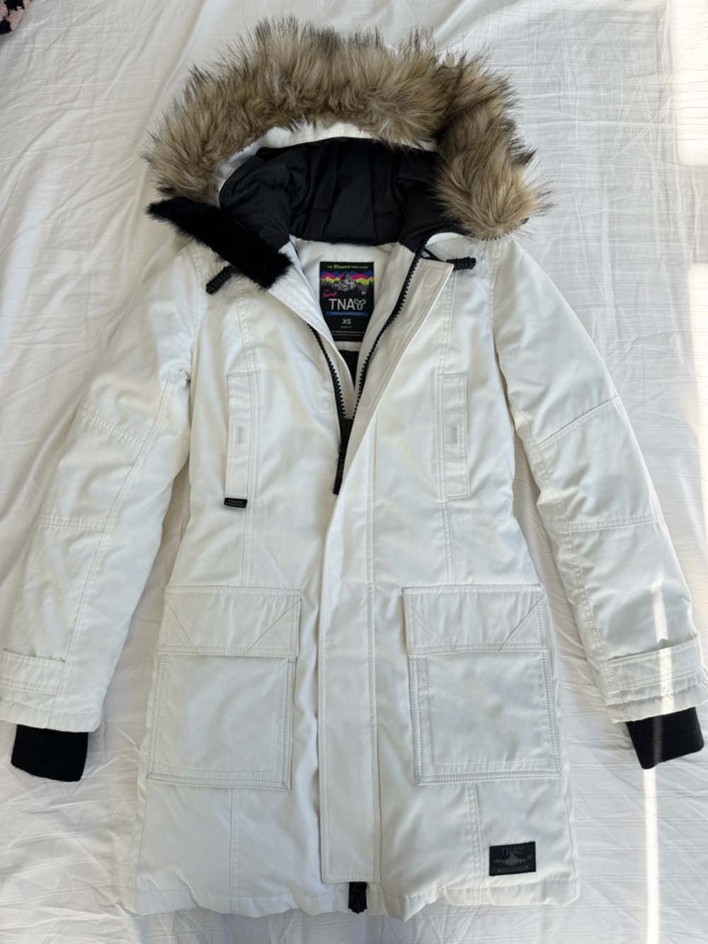 Aritzia TNA Bancroft warmest goose down filled parka jacket